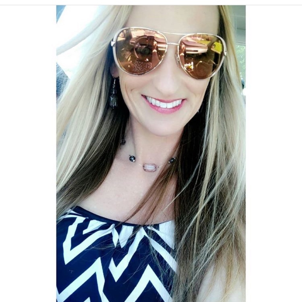 Meet your Posher, Rhonette